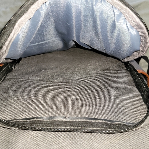 UGRACE Vintage Laptop Backpack NEW without tags - Picture 4 of 9